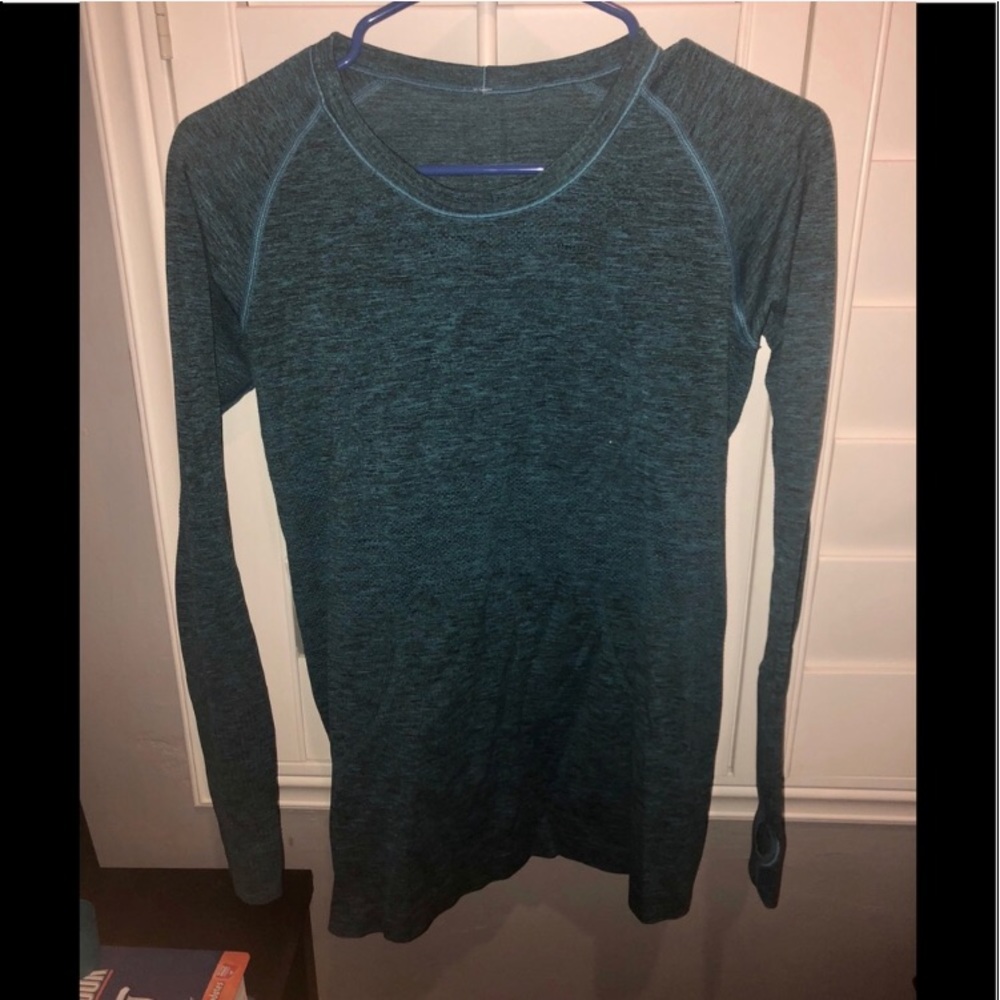 Long sleeve lululemon shirt
